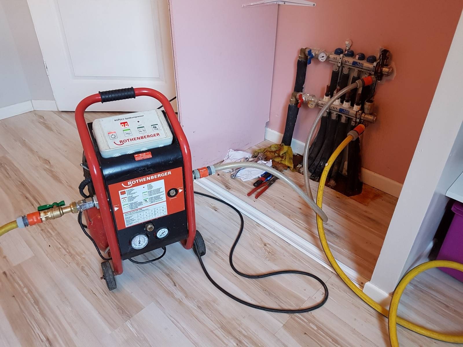 Güzelyalı Vaillant Hermetik Şofben Kombi Bakımı